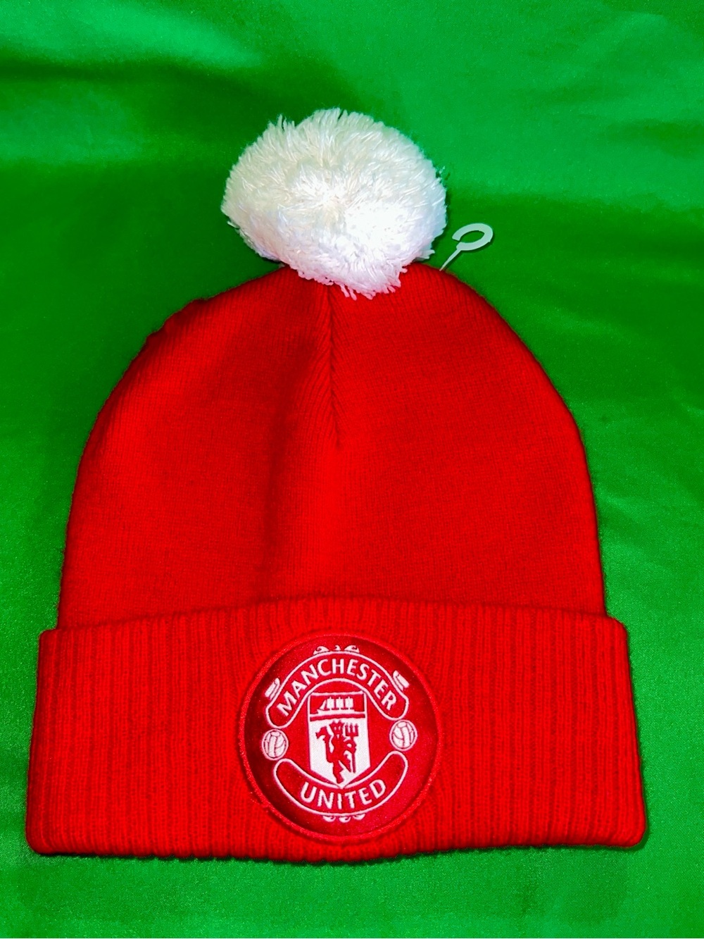 Manchester United RED Football beanie White pom pom Soccer Club Futbol Hat NWT